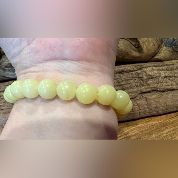 New Lemon Jade & White Jade Bracelet Natural Stone Beaded Stretchy (8mm) - Picture 5 of 5